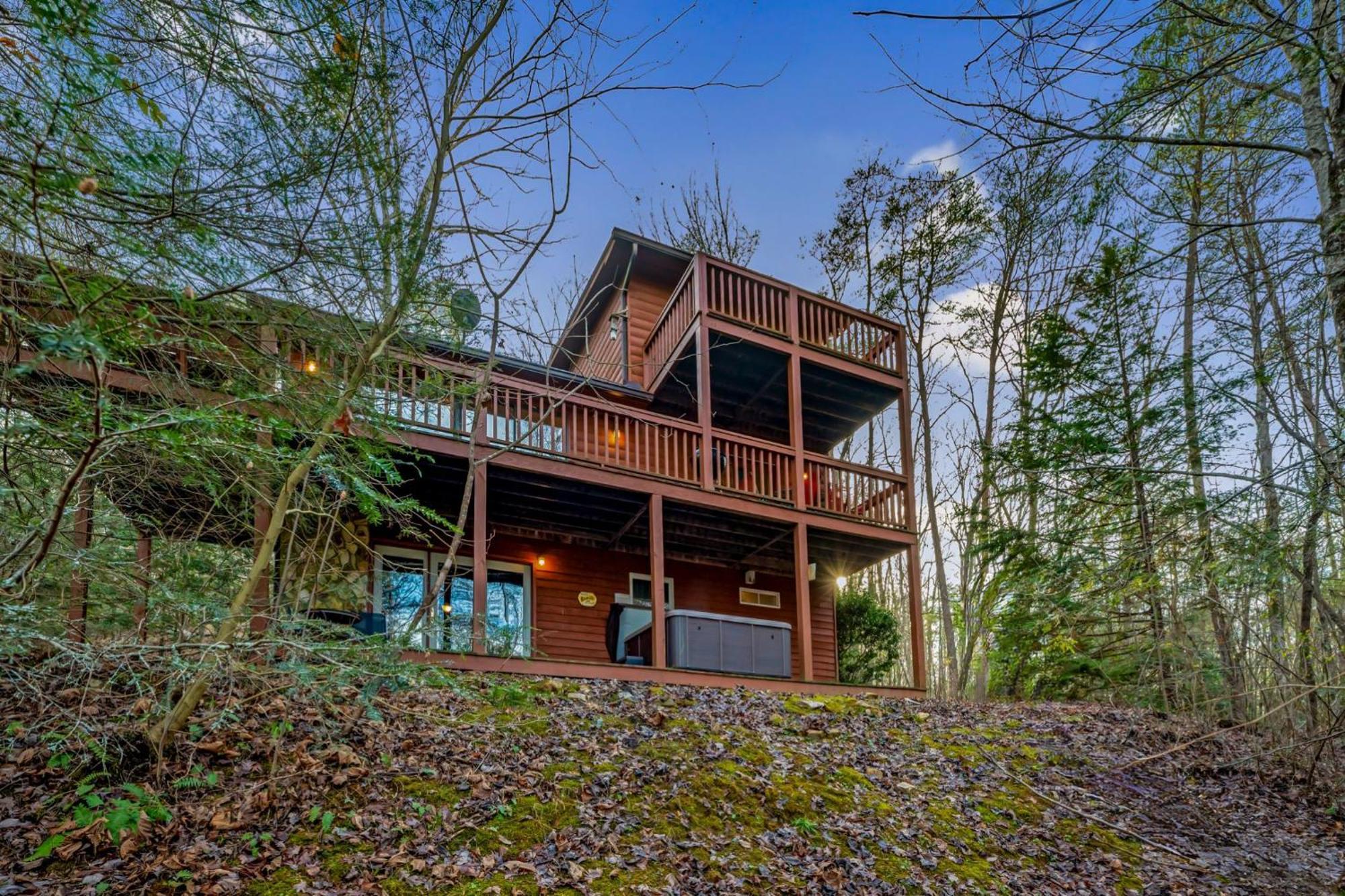 Peaceful Living Minutes From Blue Ridge Hot Tub Pool Table Villa Exterior photo